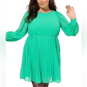 Torrid Spring Modest Romantic Mini Chiffon Pleated Long Sleeve dress SZ 2X NWT